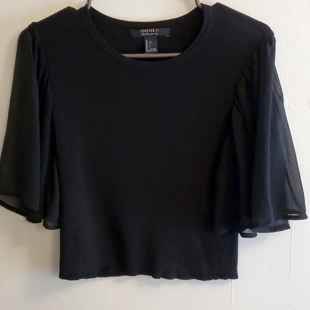 Form Fitting & Billowing Arms. This was made for u